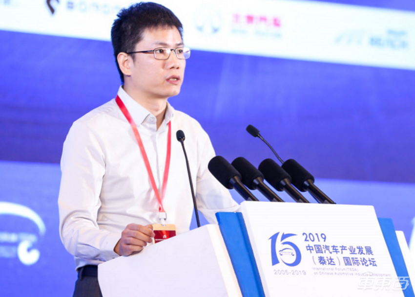 百度智驾往事:超50位大牛散作满天星,闯出三家上市公司