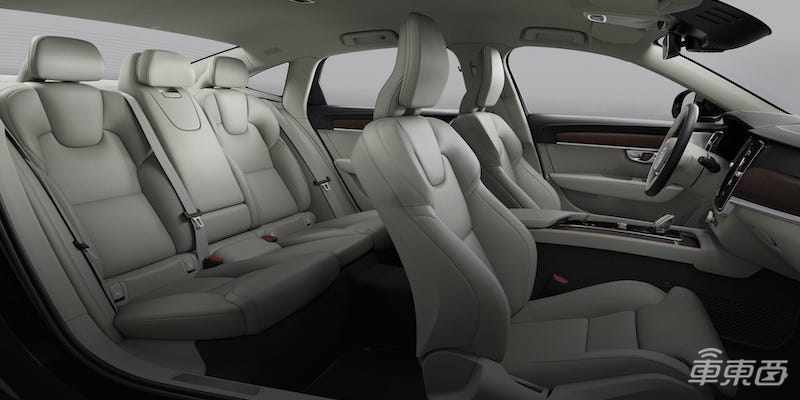 沃尔沃新款S90上市 全系搭载混动系统,还能实现L2