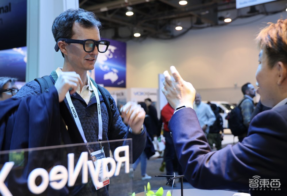 独家对话雷鸟创新CEO：用AI+AR眼镜打造人类“外脑”