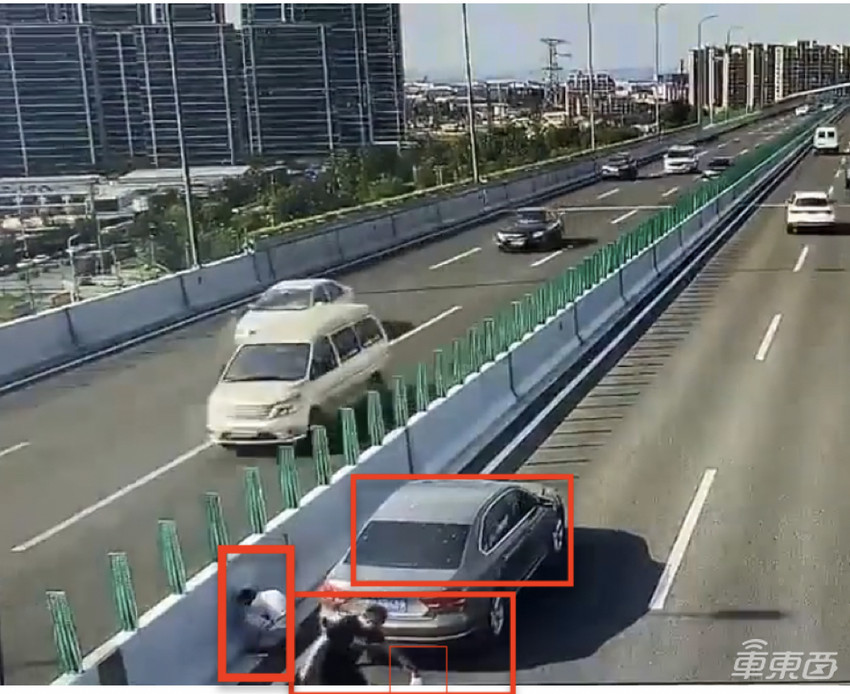 蔚小理接连撞车,真不怪他们?