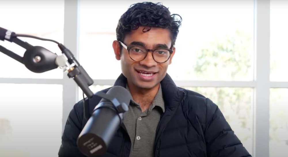 硅谷AI大佬迁徙图谱:32人易职,有人反复横跳,苹果最伤