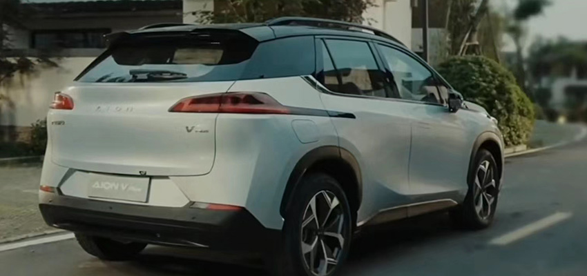 新款埃安V Plus上市，15.99万起售，最远能跑702公里