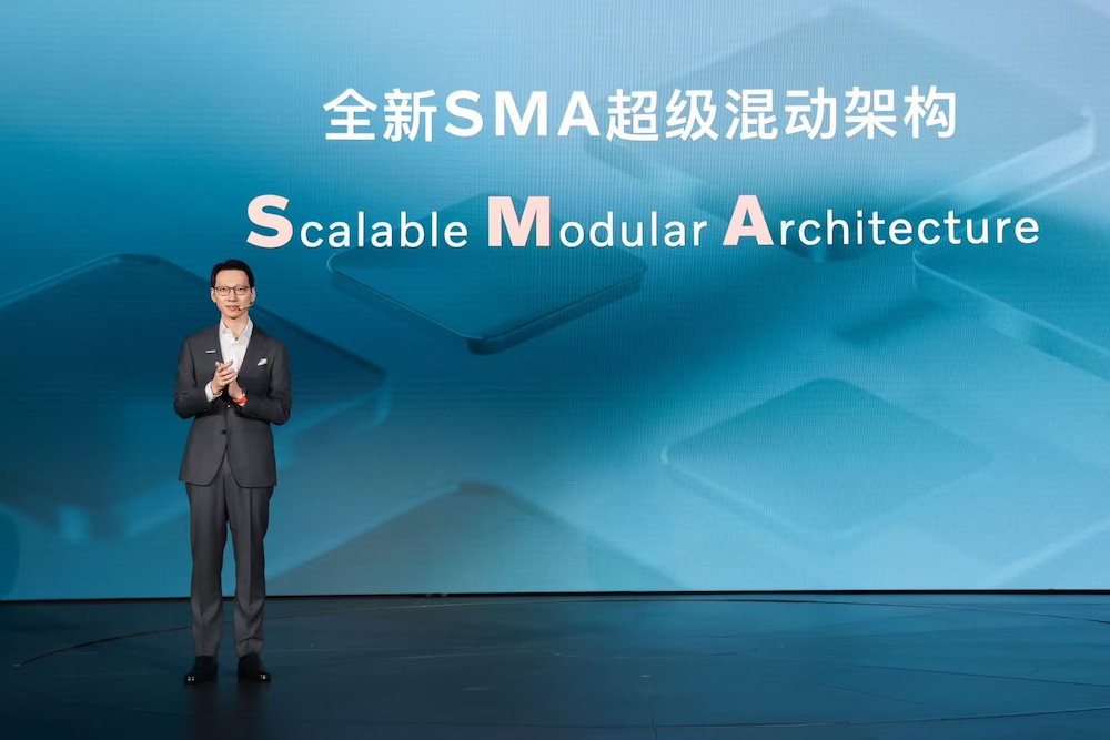 沃尔沃XC70亮相!首发超级混动架构,三颗电机上车