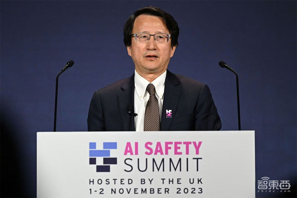 英国AI安全峰会首日:中美等28国签署宣言,马斯克等谈AI监管