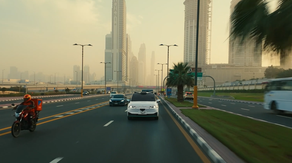 无人驾驶“三大家”初现：“不被看好”的“土萝卜”，正在打破“特斯拉崇拜”