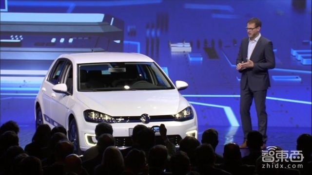 都说CES变车展了 不过是来刷存在秀肌肉的