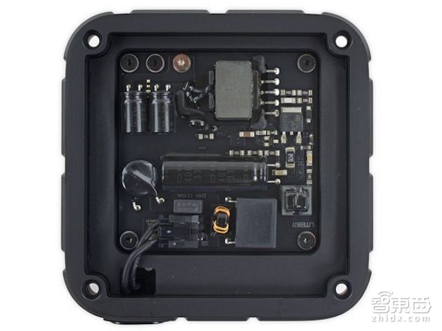 Apple TV 4拆解新鲜出炉:修复难度不算高