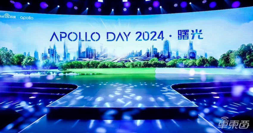 马斯克入局的Robotaxi,百度萝卜快跑已经领先3年