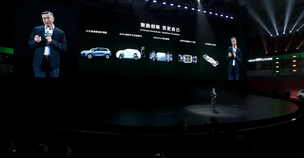零跑首款MPV首发亮相！朱江明：下一个十年冲击400万年销