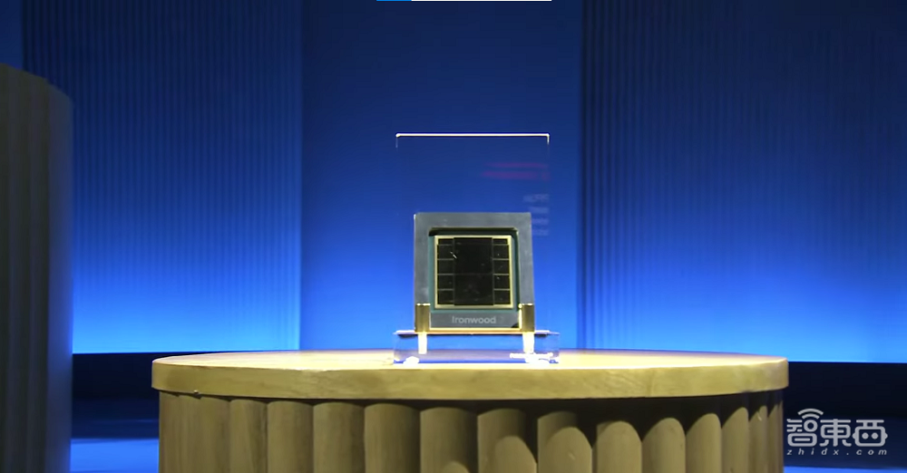 谷歌深夜甩出AI芯片猛兽!最强TPU算力暴涨,能跑推理模型,内存大飙升