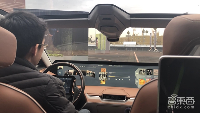 拜腾48寸大屏概念车公布量产细节！年内上市，对话总裁戴雷