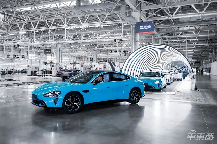 小米SU7交付5天破千!特斯拉跌落神坛,理想周销超问界