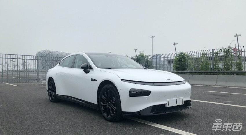 2022年车市真相：理想蔚来教BBA做豪华车，外国车企时间不多了