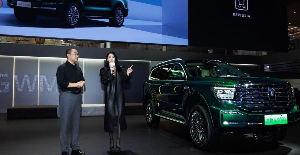 张雨绮任首席体验官！全新坦克500两小时大定破12000台