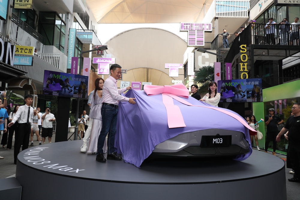 何小鹏官宣8大新车！剧透芯片机器人时间表，喊话Q4盈利