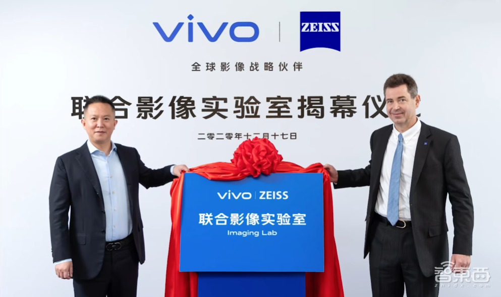 联合实验室首次揭秘!“让普通人拍大片”这事,vivo一做就是十年