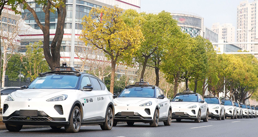 无人出租车燃爆旧金山！日订单远超出租车，全球自动驾驶竞争进入新阶段