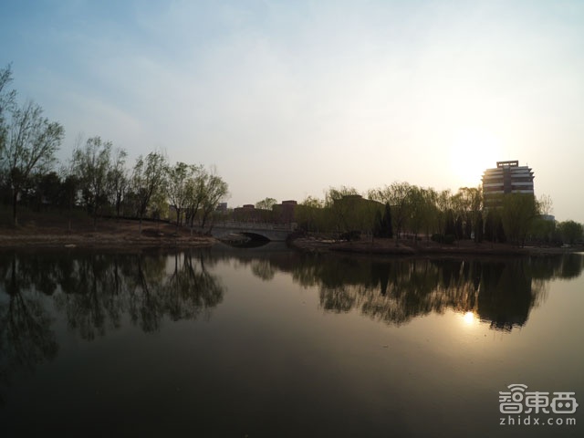 小蚁运动相机上手:价格诱人续航偏短