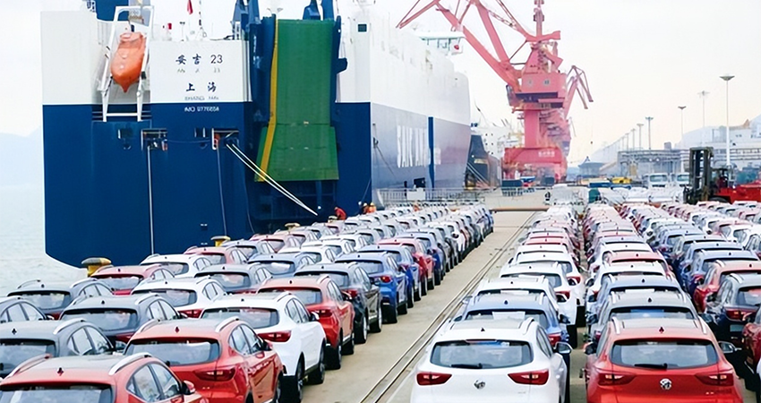 加征25%！特朗普对进口汽车挥关税大棒，欧美日韩车企均受影响