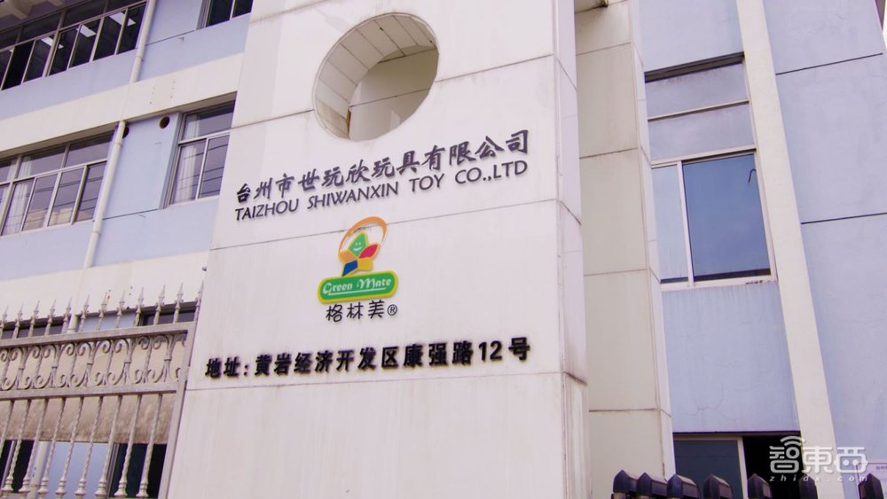 探访“迪士尼”背后的中国工厂，AI与机器人挑大梁，旷视助生产效率翻番