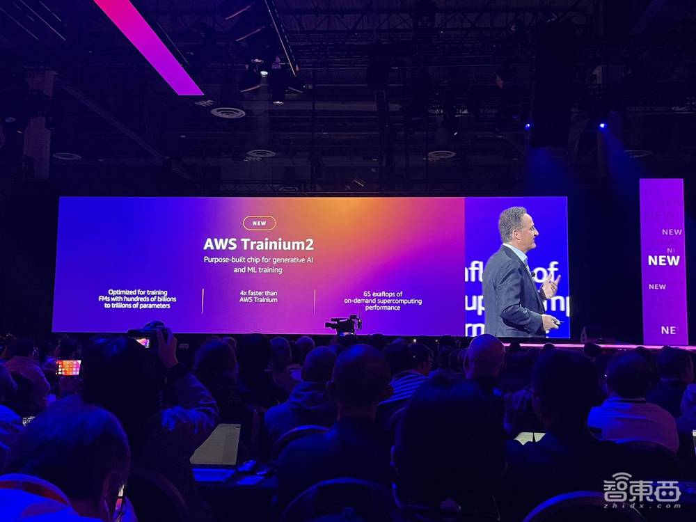 亞馬遜年終王炸！兩大自研AI芯片性能飆升，推AI助手硬剛微軟，聯(lián)手老黃造最強(qiáng)超算