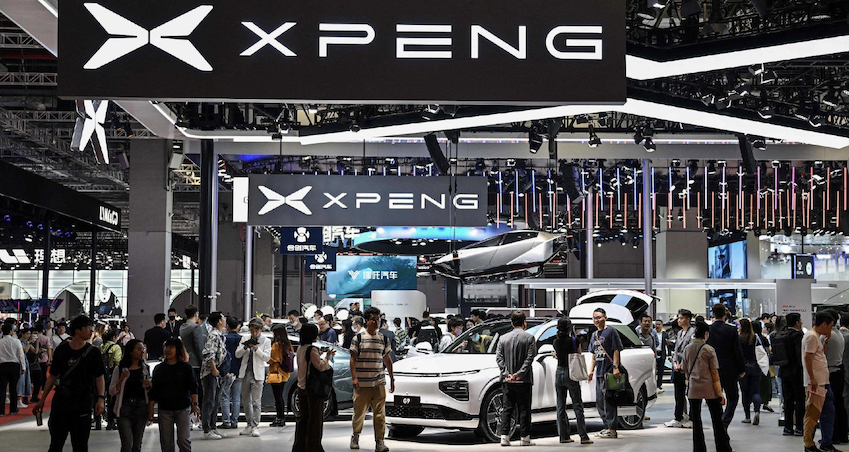 小鹏半年营收飙涨近200亿！毛利率超特斯拉，何小鹏放话9月销量超4万