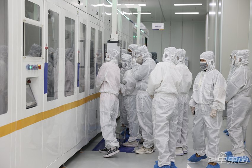 蜂巢能源快速发展的秘密，我们在盐城工厂亲眼看到了