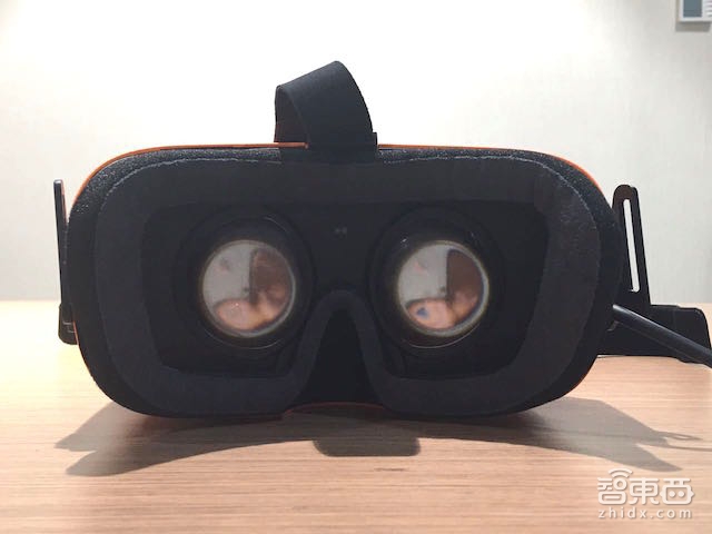 硬创先锋周宏伟:解密小鸟看看的“分体式”VR一体机