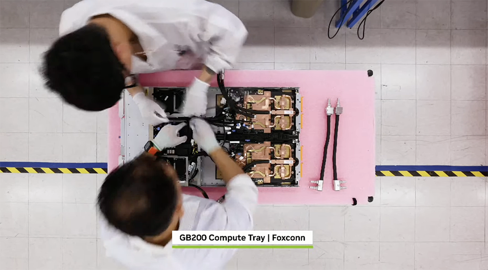 AI基建变天!英伟达牵手定制AI芯片和CPU,高通联发科都支持