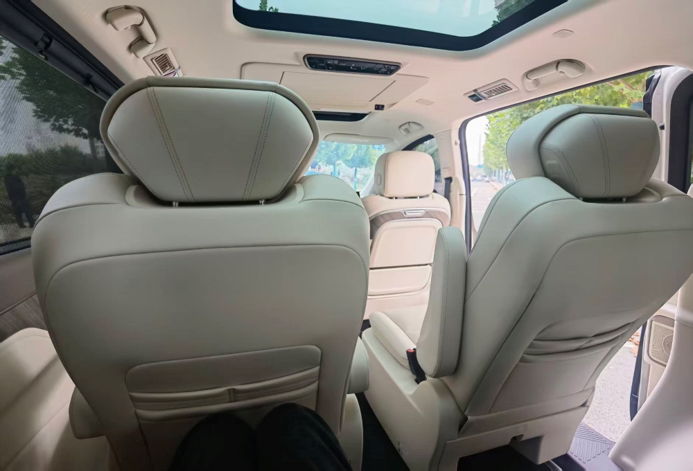 魏牌高山7 28.58万元开售！WLTC综合续航达945km，支持“车位到车位”