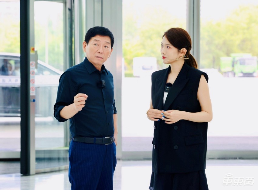 长城全新座舱系统Coffee OS 3发布:引入AI大模型,支持隔空手势操作