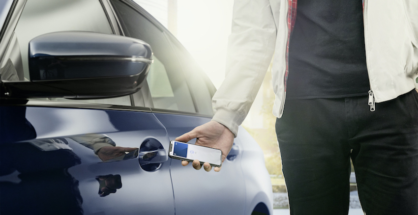 宝马车越来越智能：腾讯小场景和微信年内上车，iPhone能当车钥匙