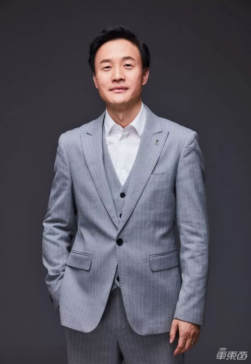 突发!哪吒CEO张勇下课,创始人方运舟走到前台