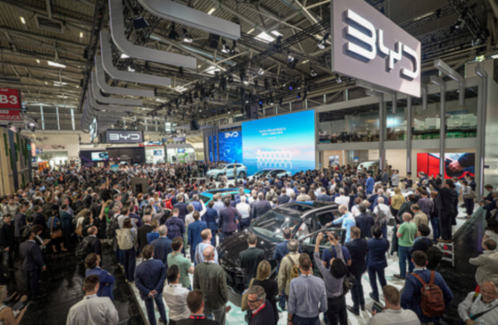 比亚迪登顶欧洲插混榜！甩开大众沃尔沃经典车型