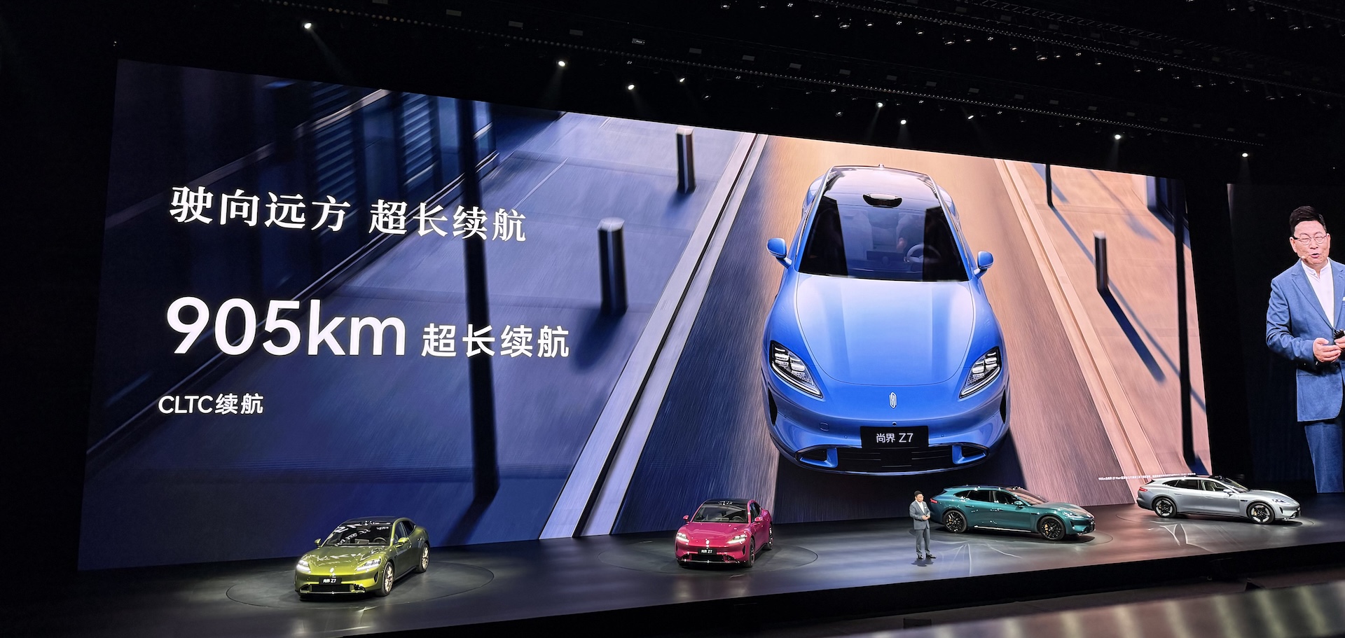 余承东一晚连发6款车！问界车皇冲上66.98万，首款MPV开始预售