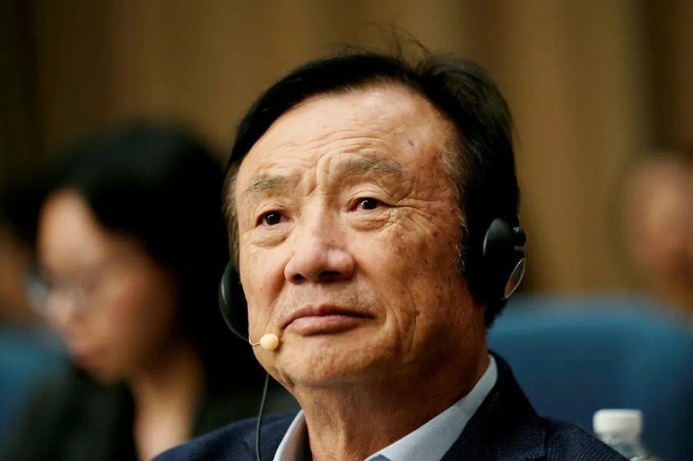 AI权力榜洗牌:梁文锋、任正非、王兴兴和黄仁勋,一起上榜了,华人力量攀升!