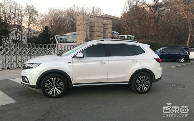 深度体验荣威ERX5：这台车为啥成为最畅销的电动SUV？