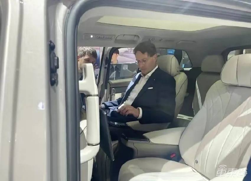 从出口3辆到全球第一,赶日超德已实现!揭秘中国车企出海之路