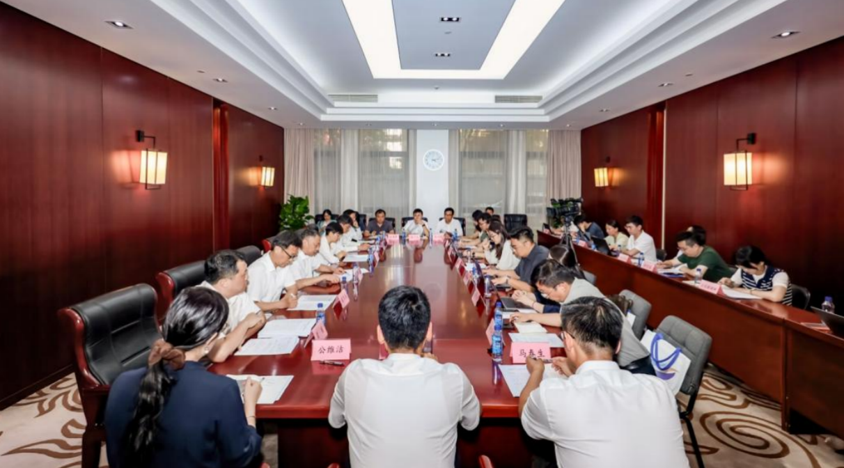2026世界智能网联汽车大会10月21日-23日召开,智能汽车走上规范化发展道路