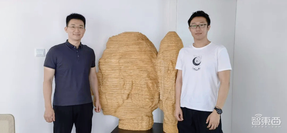 打开元宇宙大门,就从这1000平米的VR“对战空间”开始