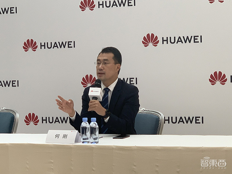 华为何刚：Mate 30系列年底销量冲1000万，会坚持折叠屏手机方向