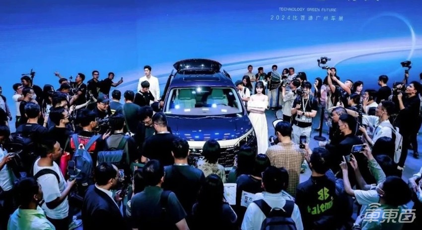 智能驾驶只是高端车的配置？比亚迪要做科技平权的铺路者