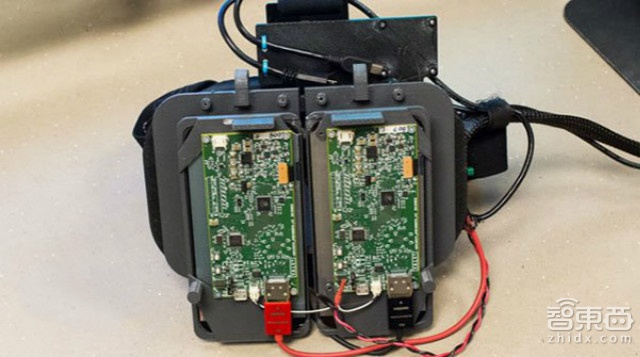 微软全息眼镜HoloLens上手体验