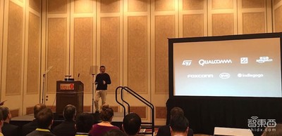 穿戴新玩法 ASU一数科技推Cast1激光腕投智能手表