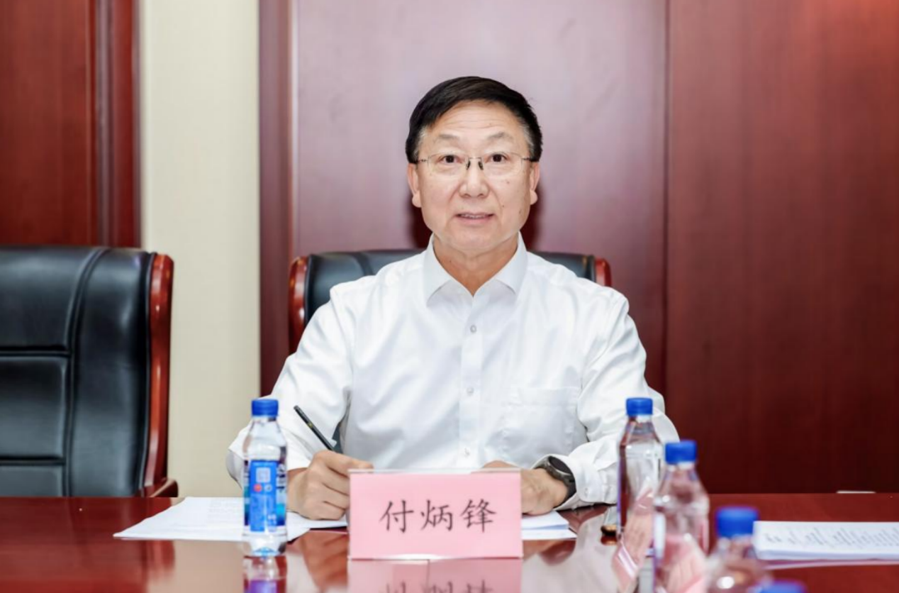 2026世界智能网联汽车大会10月21日-23日召开,智能汽车走上规范化发展道路