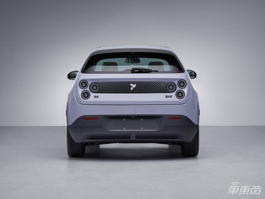 八大新车炸裂登场！问界M8、千匹马力比亚迪汉、焕新Model Y…一文看尽细节