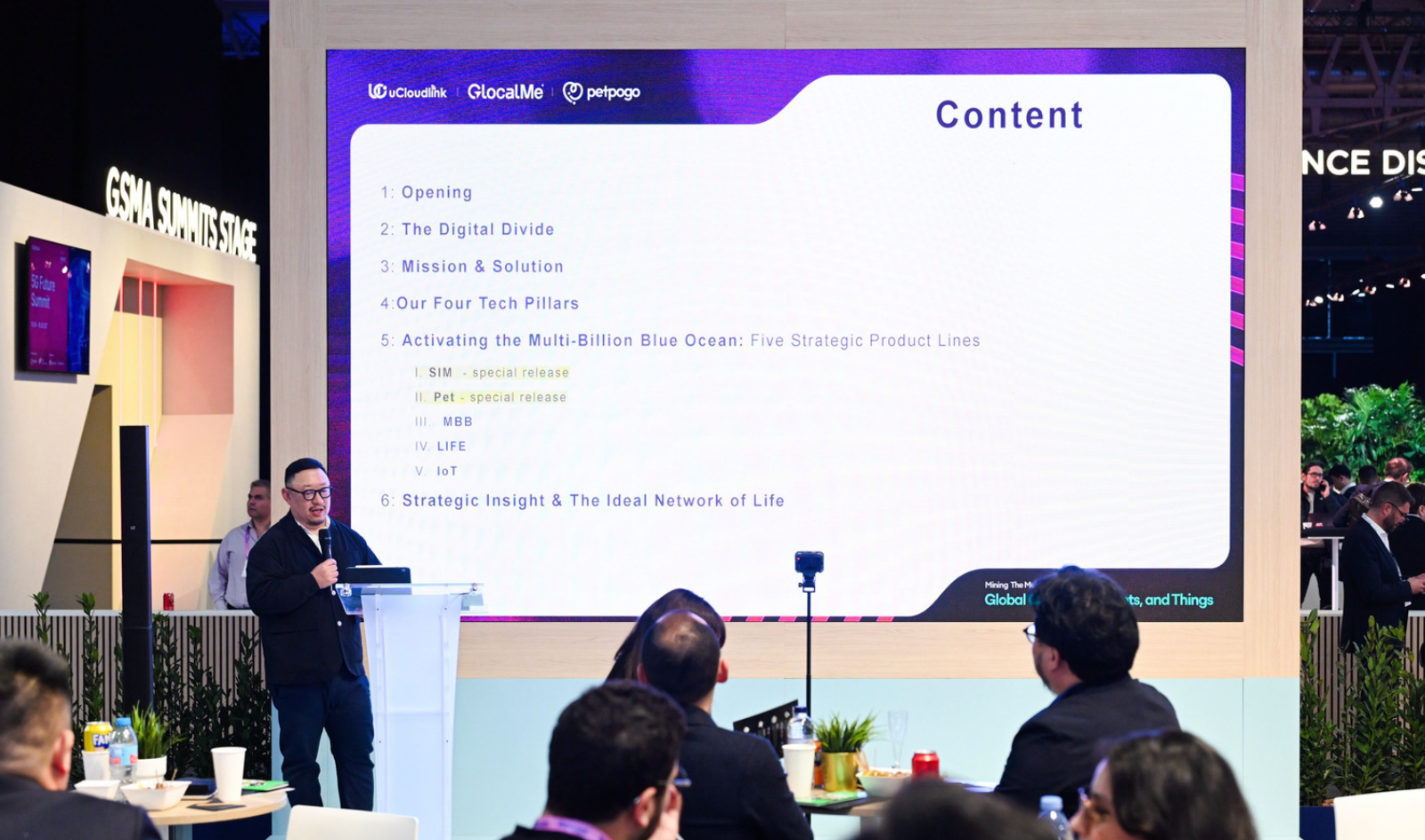 MWC上的一款宠物智能手机，正撬动AI时代跨物种智联新生态