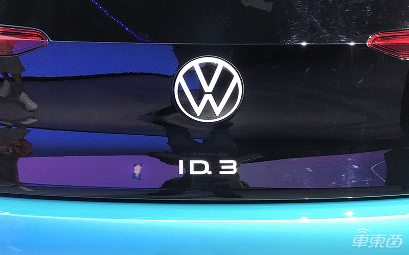 大众纯电神车ID.3全球首试!全新Logo和设计,这还是大众吗?