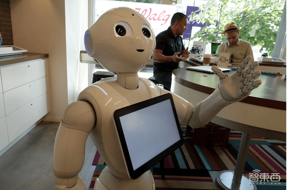 对话软银机器人美国公司总裁，终极揭秘智能清洁机器人市场