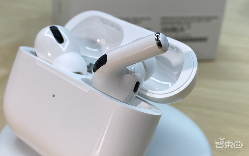 十年,苹果是如何改变耳机行业规则的?